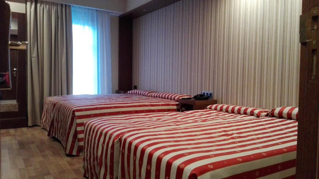 Hotel Los Braseros Burgo Kültér fotó